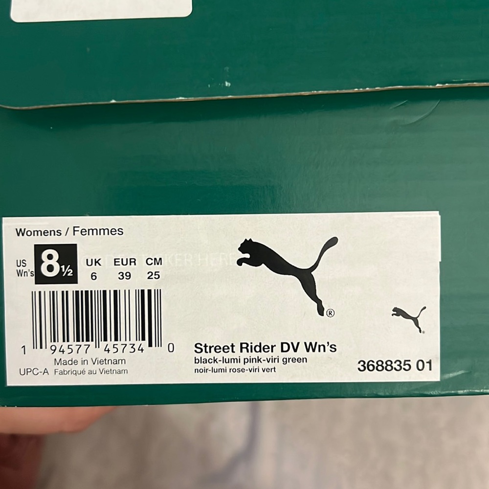 Brand new Puma 8.5 never been worn before.